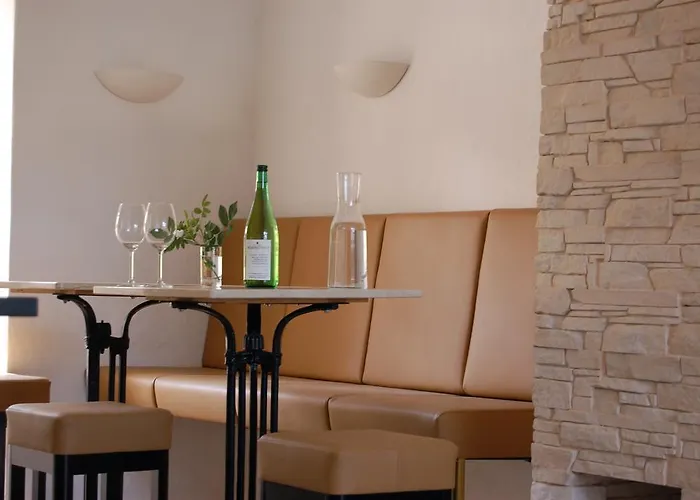 Gaestehaus Schloss Aschach * Aschach an der Donau